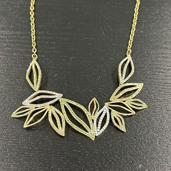 Coach Leaf Statement Necklace - Picture 3 of 8